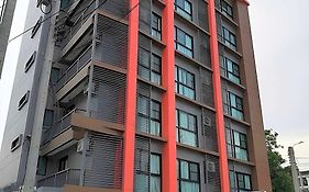 โรงแรมคาซา เรสซิเดนซ์ กรุงเทพฯ